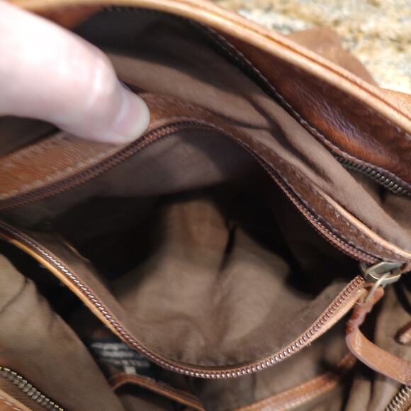 Bull And Hunt 0370 Heritage Distressed Brown Soft Leather Hobo Boho Shoulder Bag - Picture 15 of 16